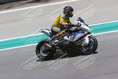media/Jun-24-2022-TrackDaz (Fri) [[aa6850b51f]]/Group B/1245pm (Front Straight)/